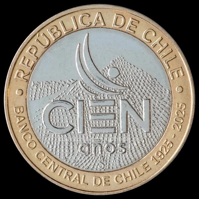 Imagen orientativa: 100 pesos Chile 2025 conmemorativa del centenario del Banco Central